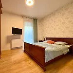 Cozy Szaserow 바르샤바