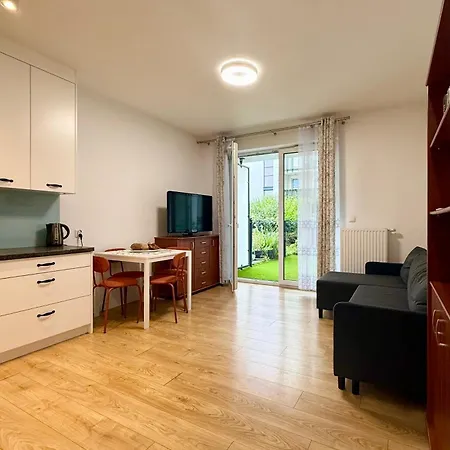 Cozy Szaserow Апартаменты Варшава